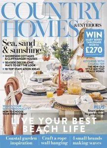 Country Homes & Interiors - 08.2026